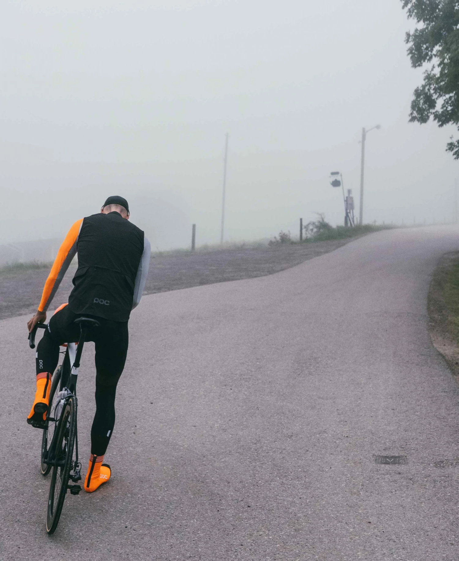 POC Thermal Leg Warmers - High-Performance Cycling Accessories for Comfort & Warmth 7 POC Accessories Thermal Legs