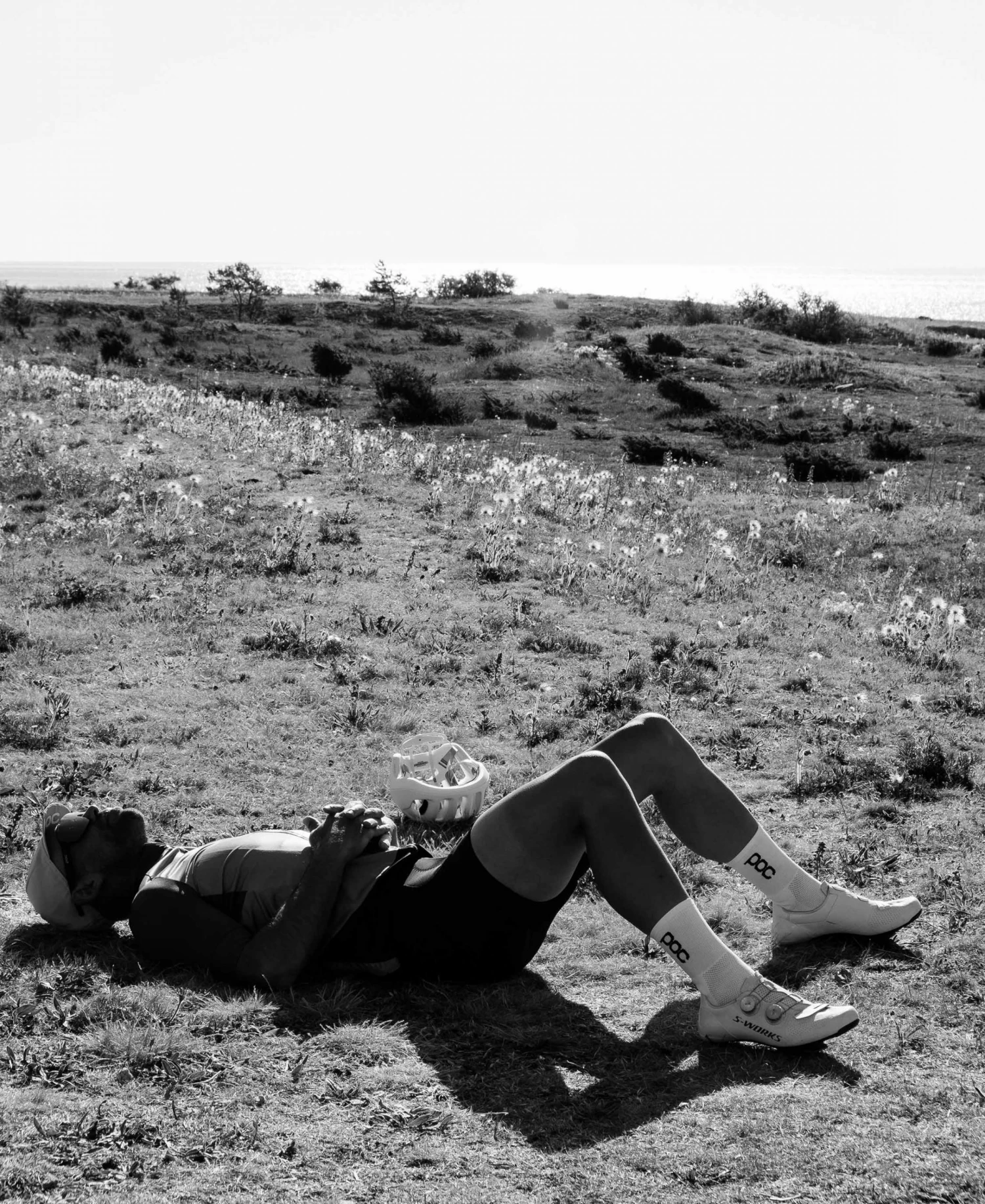 POC Essential Road Light Sock - High-Performance Cycling Socks for Comfort & Durability 13 POC Essential Road Light Sock