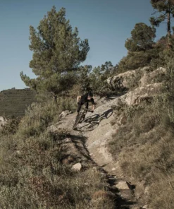 POC Omne Air Resistance SPIN Helmet - Lightweight Mountain Biking Helmet with Enhanced Ventilation 31 POC Mountain Biking Outlet Omne Air Resistance SPIN