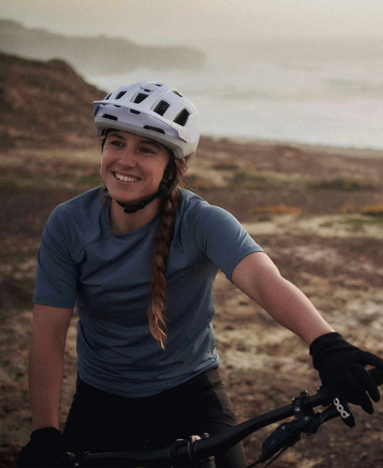 POC Apparel Essential MTB Women's Tee - Lightweight & Breathable Mountain Biking Shirt 7 POC Apparel Essential MTB Women's Tee