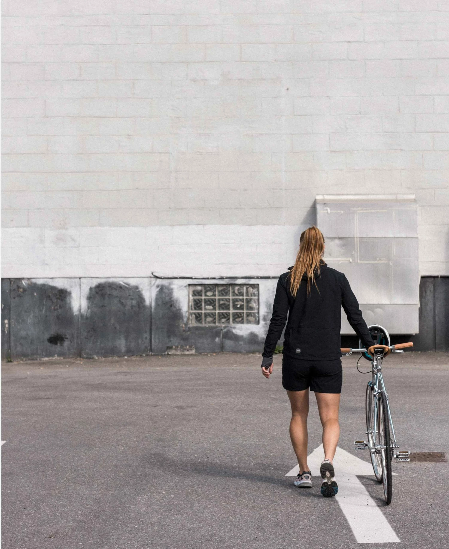 POC Women's Transcend Jacket - Stylish & Functional Cycling Jacket 10 POC Women's Transcend Jacket Jackets