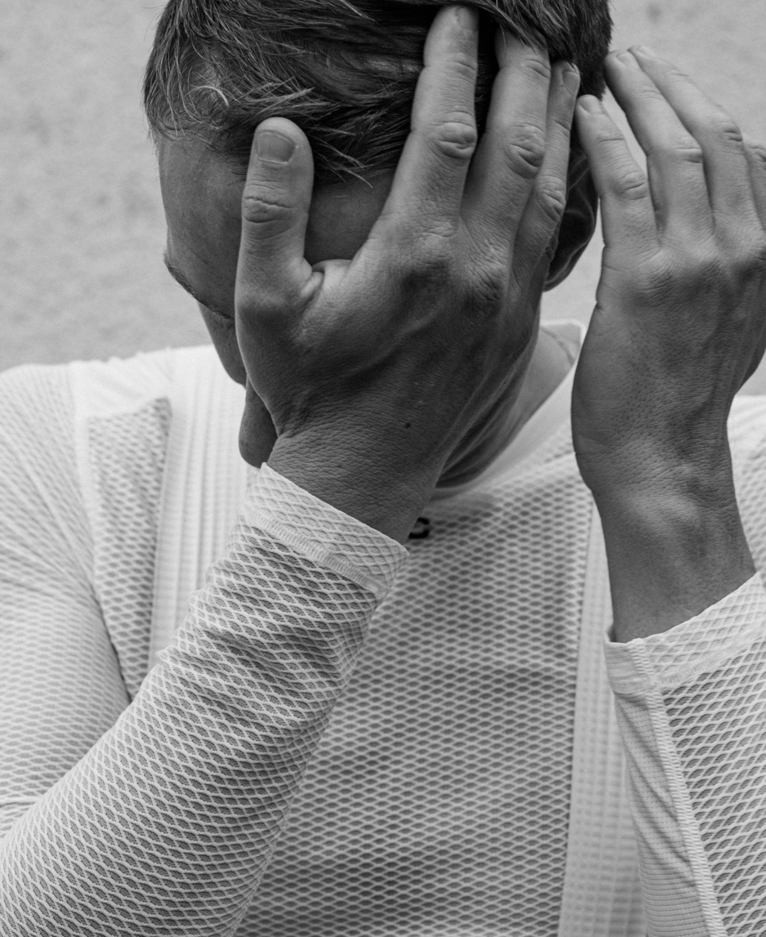 POC Essential Layer LS Jersey - High-Performance Cycling Apparel for Men & Women 17 POC Essential Layer LS Jersey