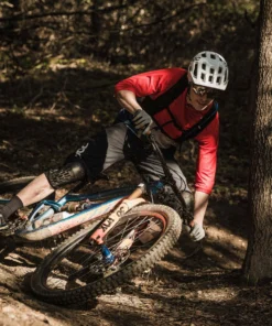 POC Armor VPD System Lite Knee - Mountain Biking Knee Protection 9 POC Armor VPD System Lite Knee